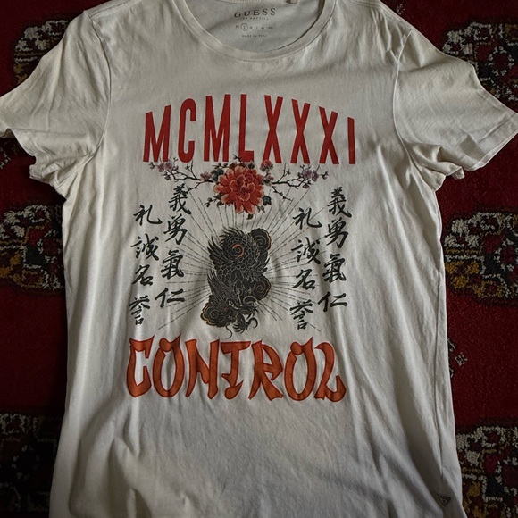 Guess White Tee with Red and Black Graphic - Picture 1 of 2